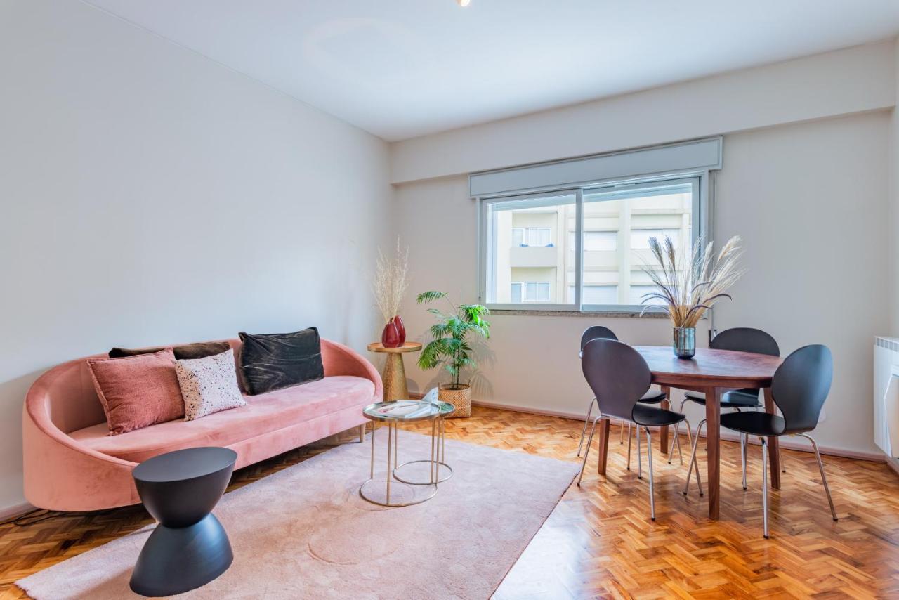 AMAZING DUPLEX - Mid Century Experience&PARKING Apartment Porto Exterior foto
